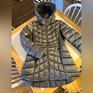 Bernardo NWOT Packable Hooded Parka